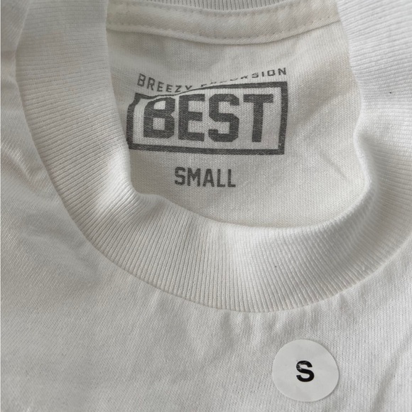 Men’s Breezy Excursion USA Tee Size Small - Picture 3 of 3